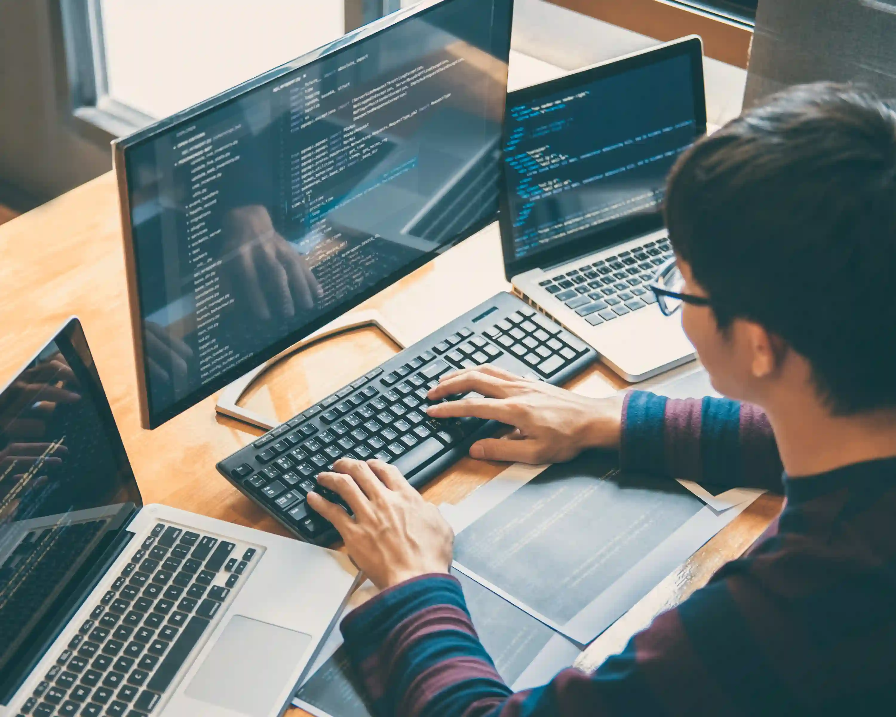 Devenir développeur front-end en freelance : Guide complet !