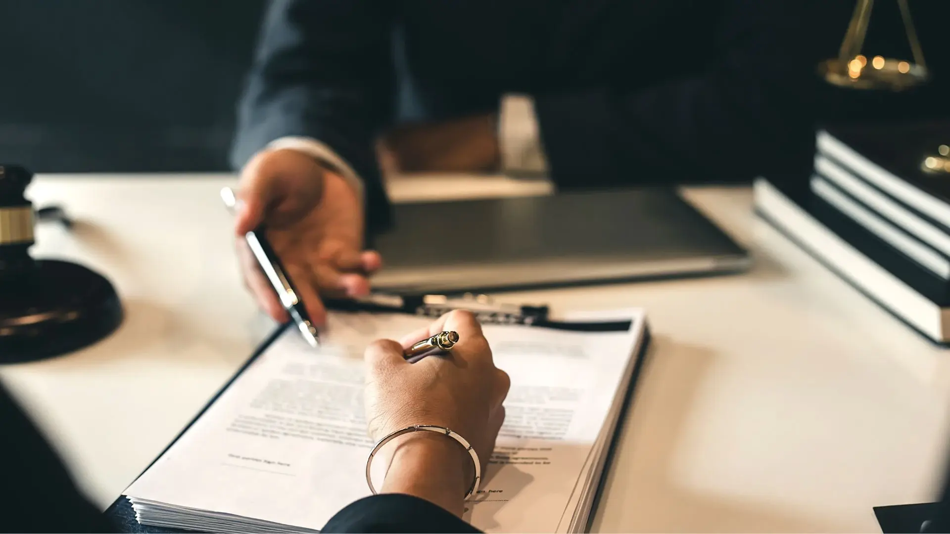 Rédaction des statuts en SAS : informations et formalités